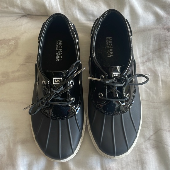 Michael Kors Hyde Black Duck Shoes Sz 8 - Picture 3 of 7